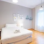Magnificent 4 Bedroom In Eixample *
