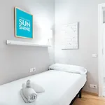 Magnificent 4 Bedroom In Eixample Barcelona