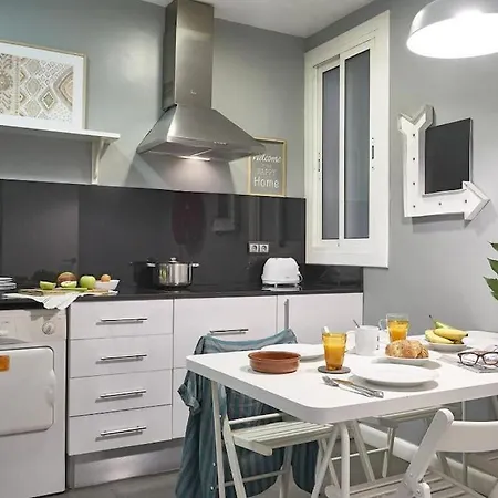 Magnificent 4 Bedroom In Eixample