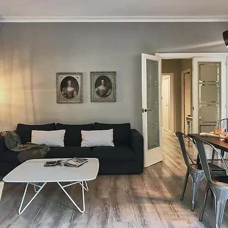 公寓 Magnificent 4 Bedroom In Eixample