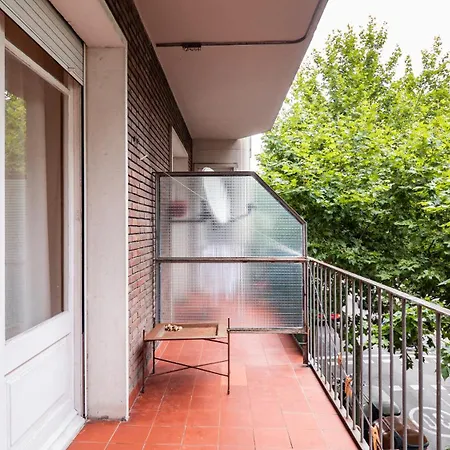 Magnificent 4 Bedroom In Eixample Apartamento *